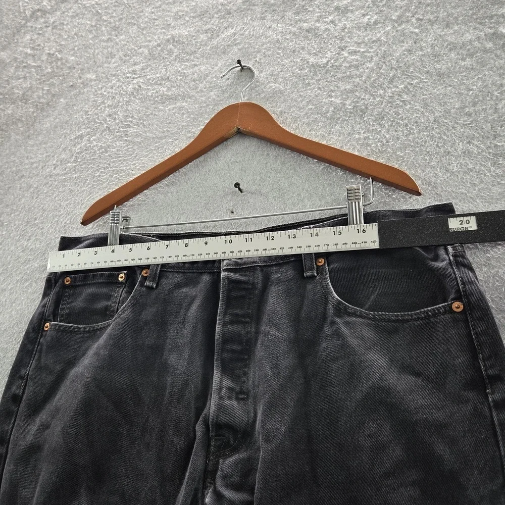 Levi's 501 Men Jeans 38X30‎ Black Denim Original Fit Straight Leg 28.5